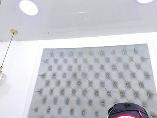 AaliyahBeller Porn Show