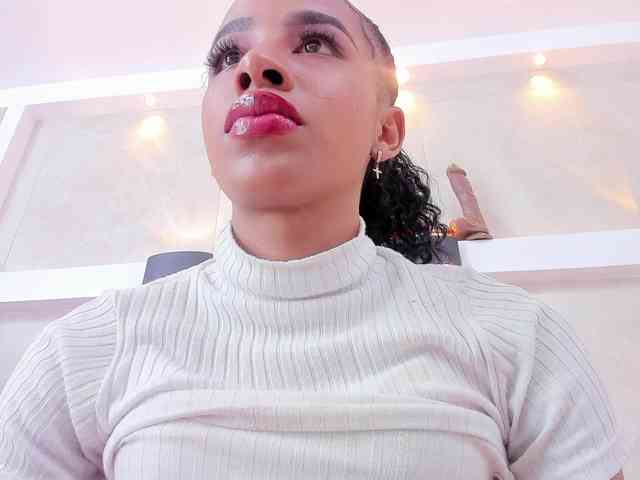 AaliyahBeller webcam