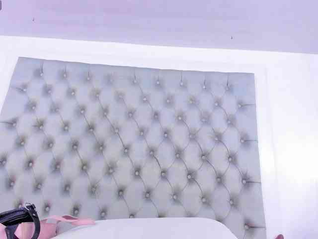AaliyahBeller webcam
