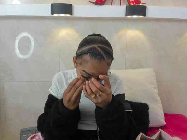 AaliyahBeller webcam