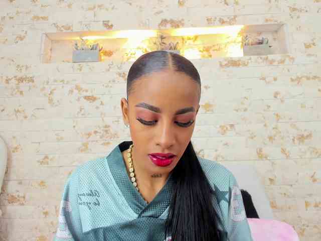 AaliyahBeller webcam