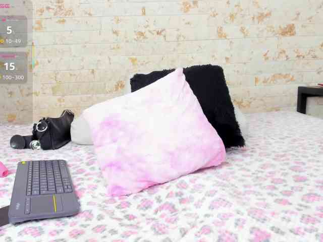 AaliyahBeller webcam