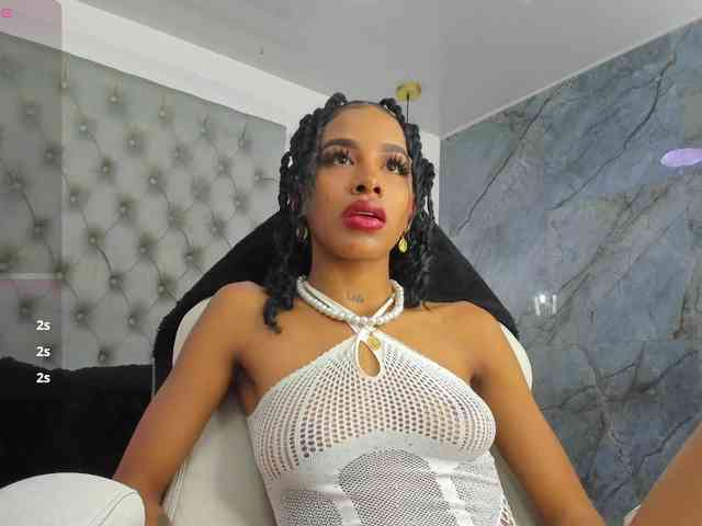 AaliyahBeller webcam