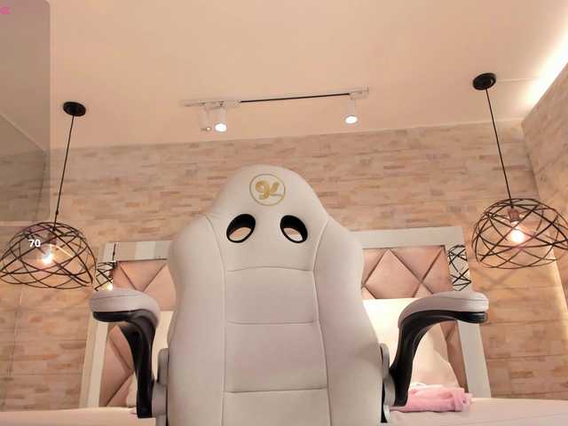 CeleneMidnight webcam