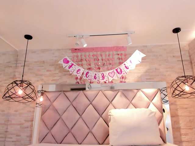 CeleneMidnight from BongaCams