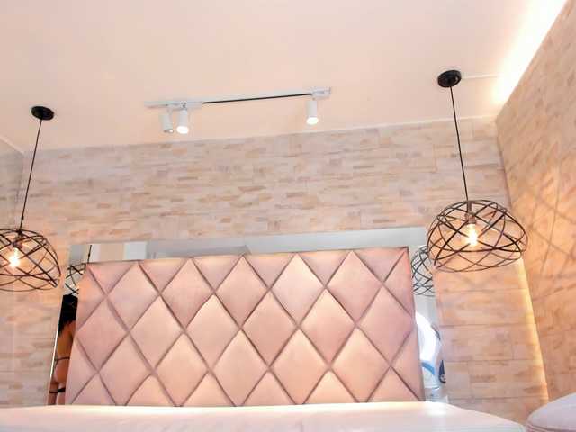 CeleneMidnight's BongaCams show and profile