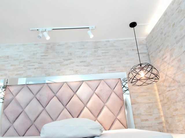 CeleneMidnight's BongaCams show and profile