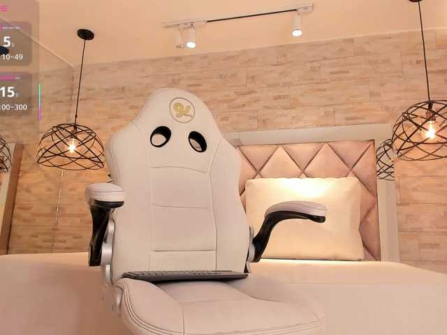 CeleneMidnight webcam