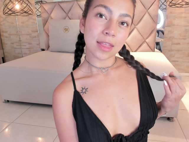 CeleneMidnight's BongaCams show and profile