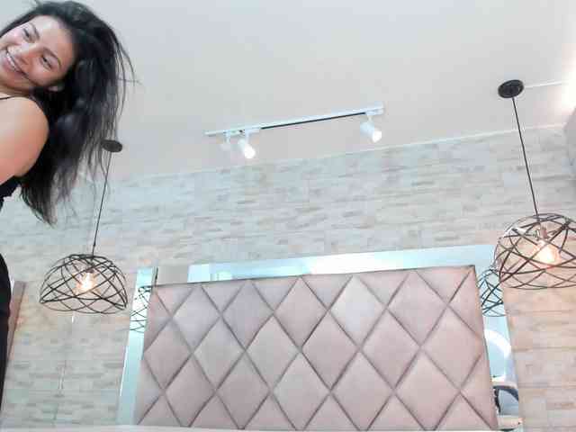 CeleneMidnight webcam