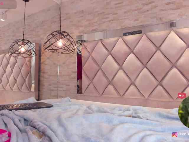CeleneMidnight webcam