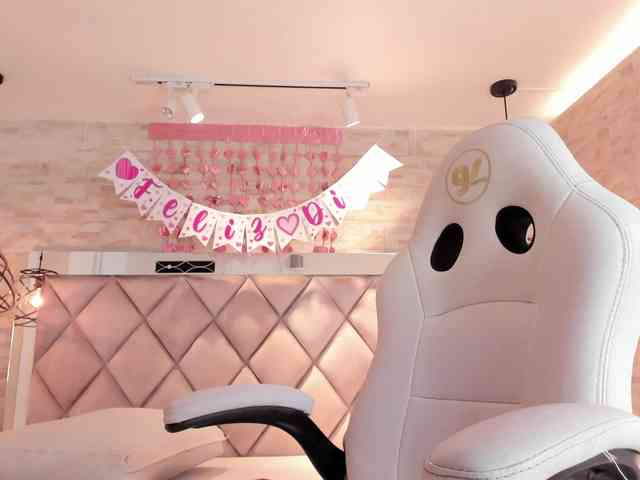 CeleneMidnight webcam