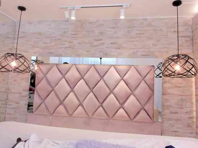 CeleneMidnight webcam