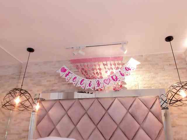 CeleneMidnight webcam