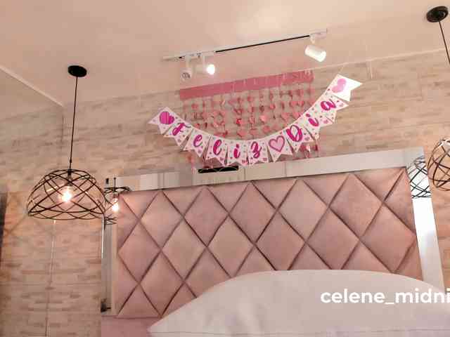 CeleneMidnight webcam