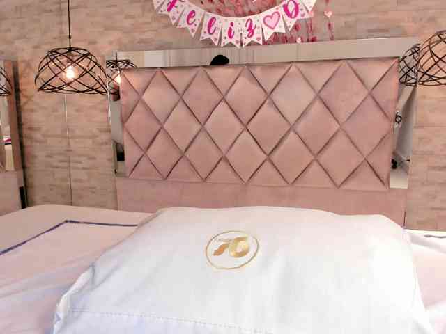 CeleneMidnight webcam