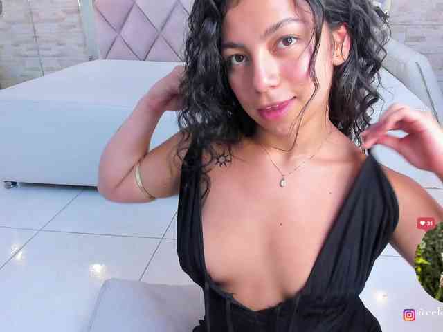 CeleneMidnight webcam