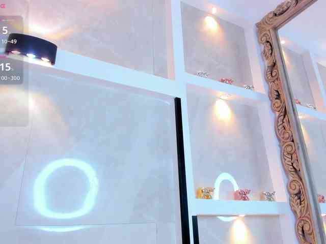 CeleneMidnight webcam