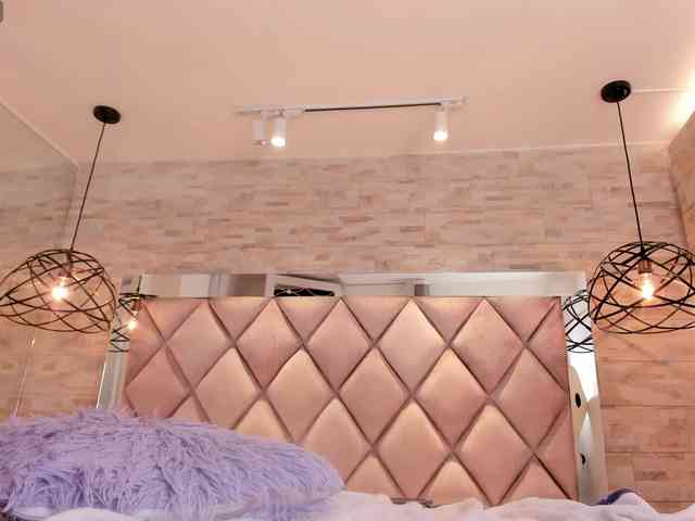 CeleneMidnight webcam