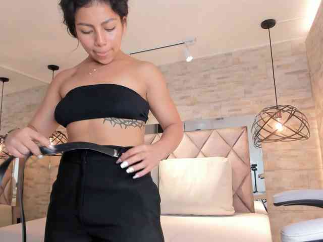 CeleneMidnight webcam