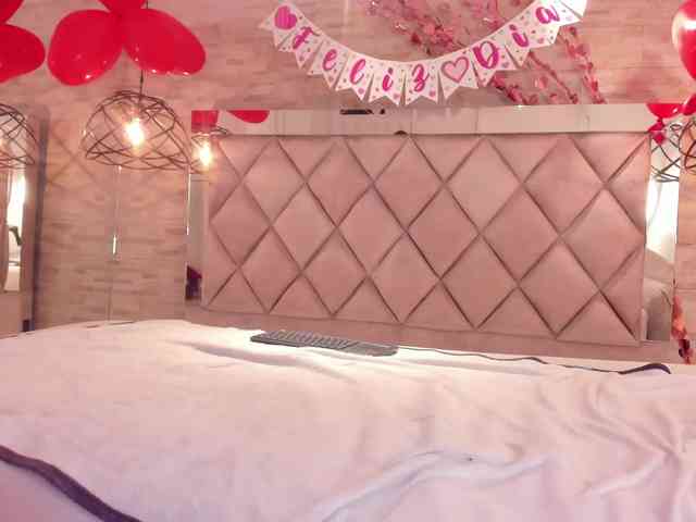 CeleneMidnight webcam