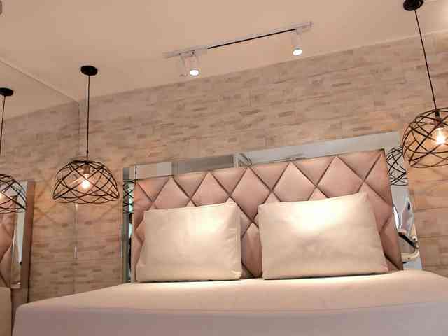 CeleneMidnight webcam