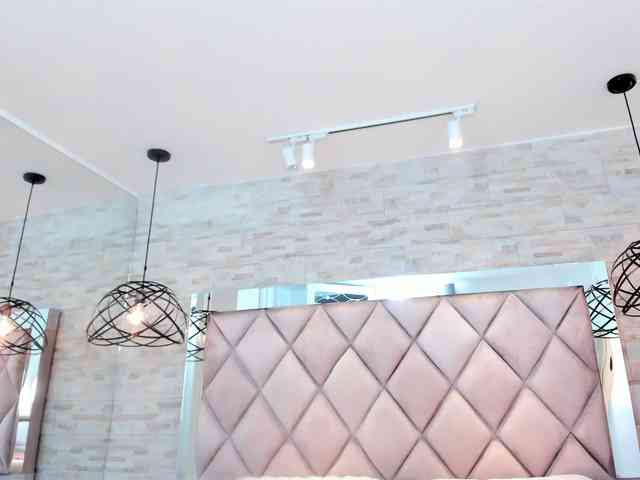 CeleneMidnight webcam