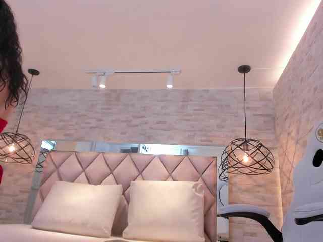 CeleneMidnight webcam