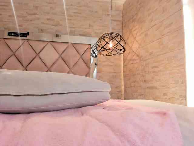 CeleneMidnight webcam