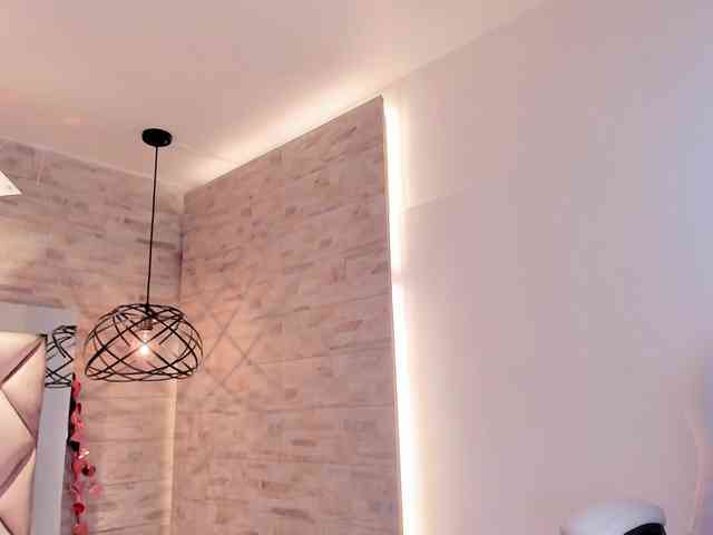 CeleneMidnight webcam