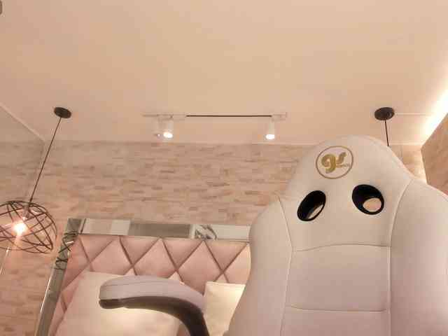 CeleneMidnight webcam