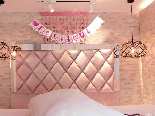 CeleneMidnight webcam