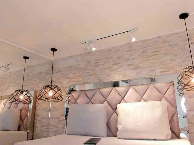 CeleneMidnight webcam