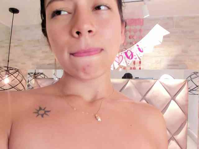 CeleneMidnight webcam