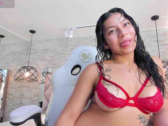 CeleneMidnight webcam