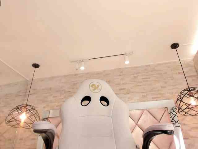 CeleneMidnight webcam