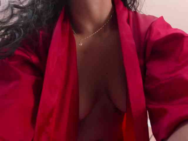 CeleneMidnight webcam