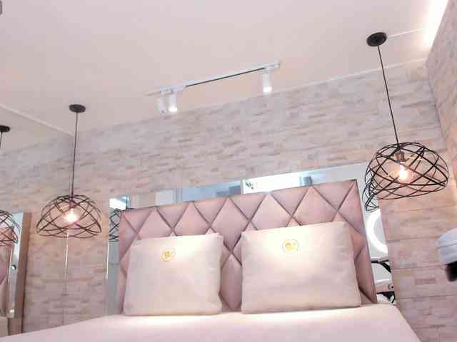 CeleneMidnight CeleneMidnight