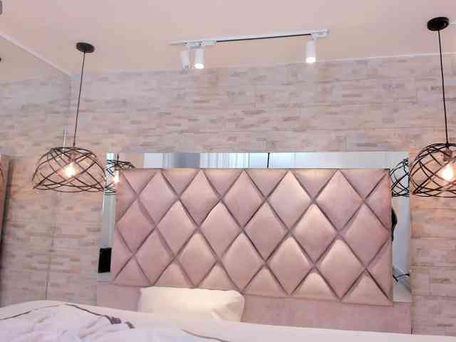 CeleneMidnight webcam