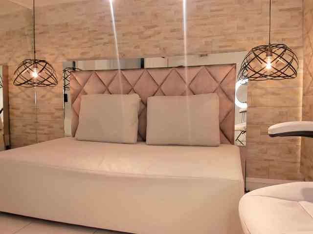 CeleneMidnight webcam