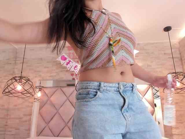 CeleneMidnight webcam