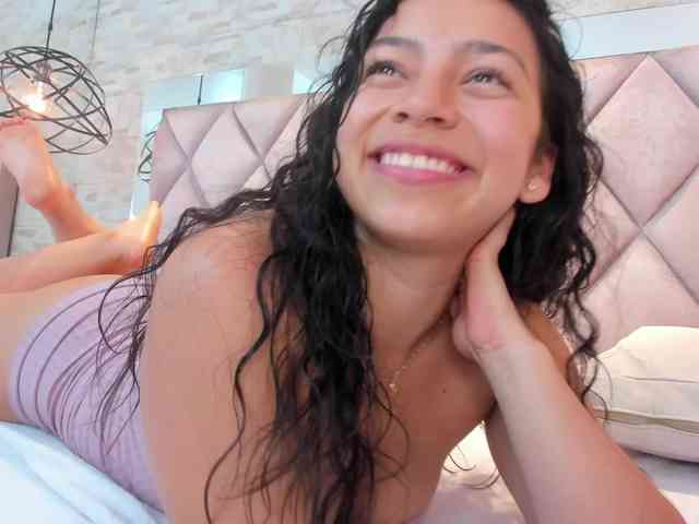 CeleneMidnight webcam