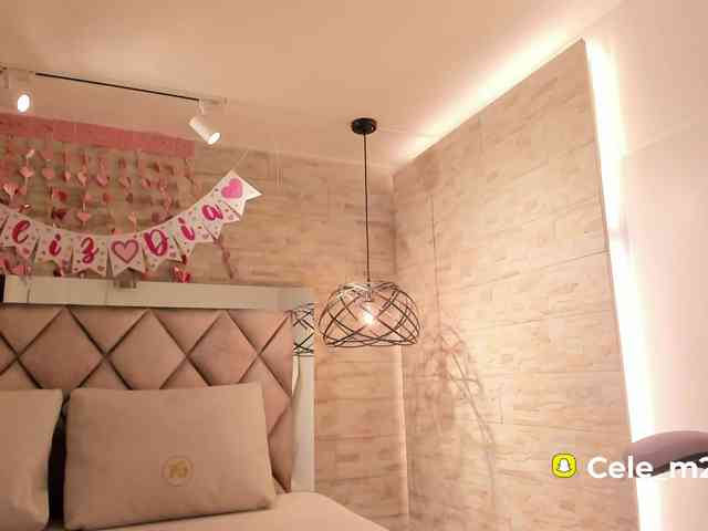 CeleneMidnight webcam