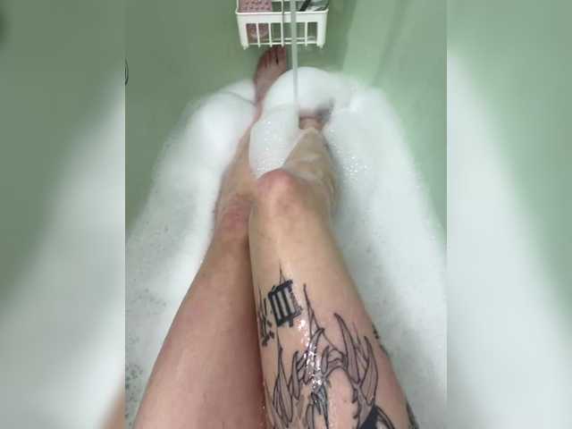 Liokira's BongaCams show and profile