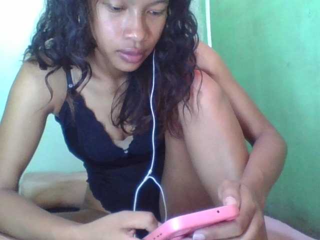 NADIAH's BongaCams show and profile