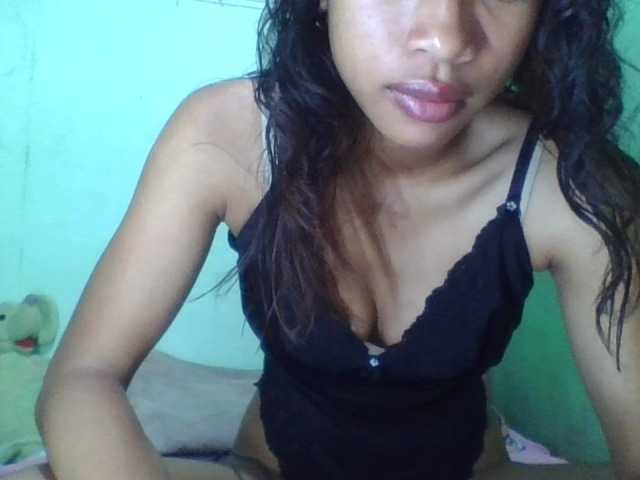 NADIAH's BongaCams show and profile