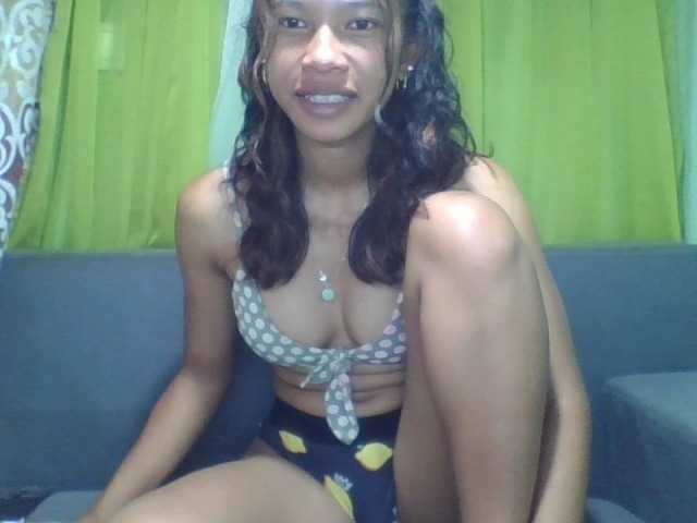 NADIAH's BongaCams show and profile