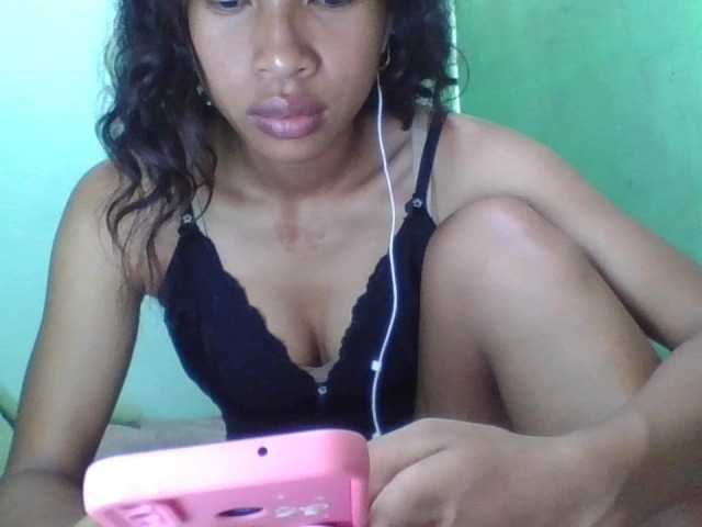 NADIAH's BongaCams show and profile