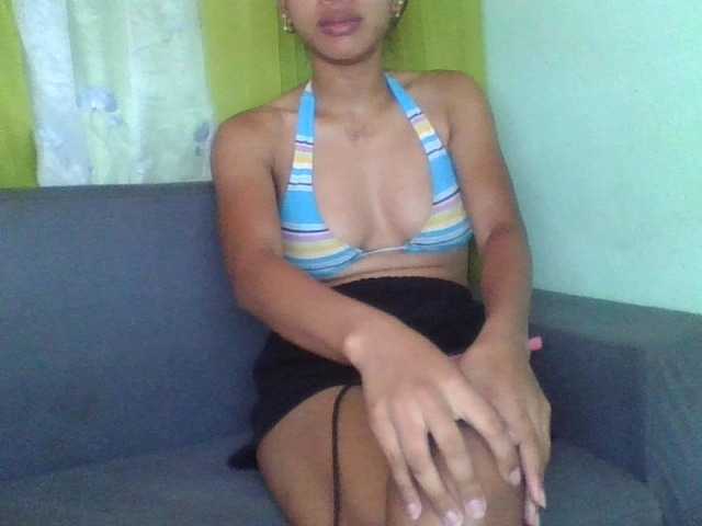 NADIAH's BongaCams show and profile