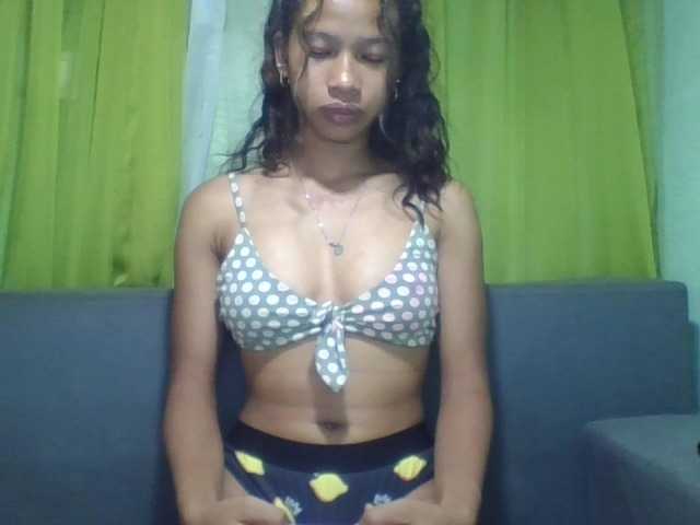 NADIAH's BongaCams show and profile